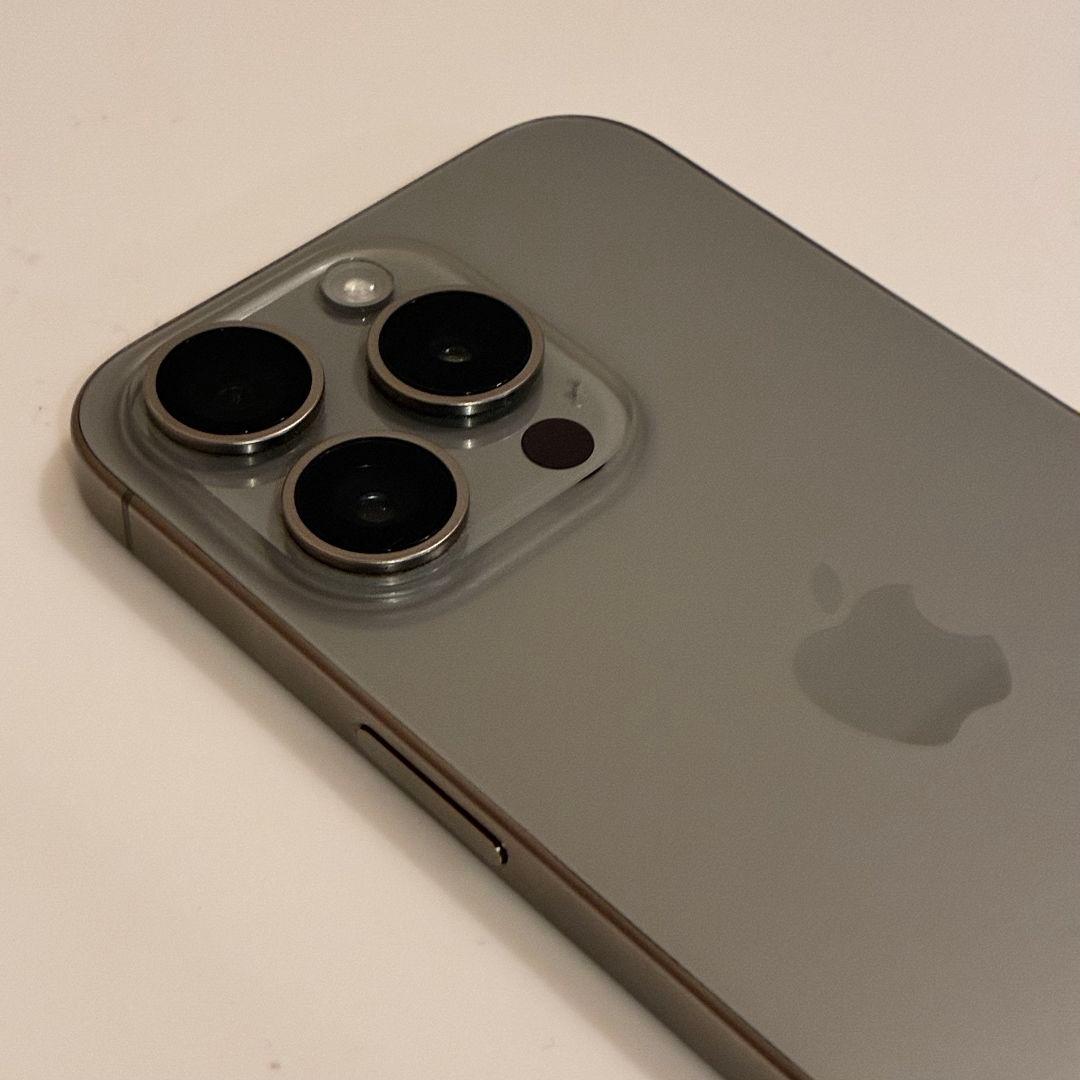 iPhone 15 Pro 128GB SIMフリー ナチュラルチタニウム iPhone 15 Pro 128GB - ナチュラルチタニウム - Simフリー 【整備済み