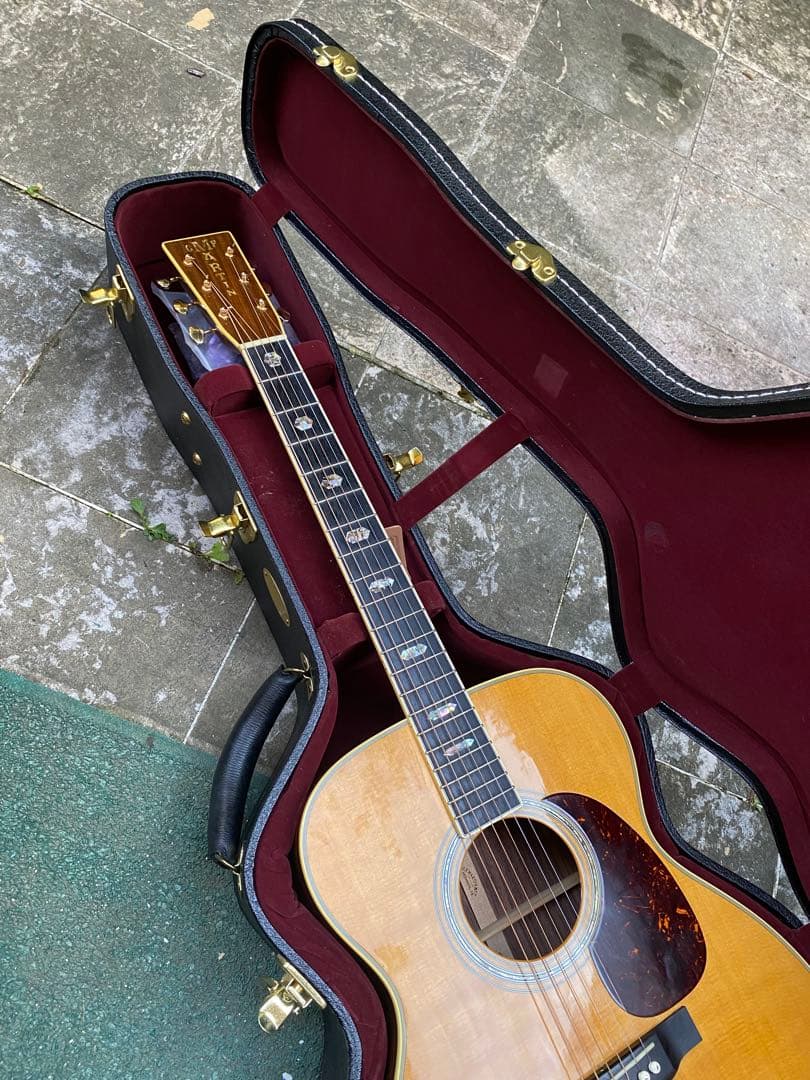 【C.F.Martin & Co.】J-40 縦ロゴ / 極めて美品【希少】