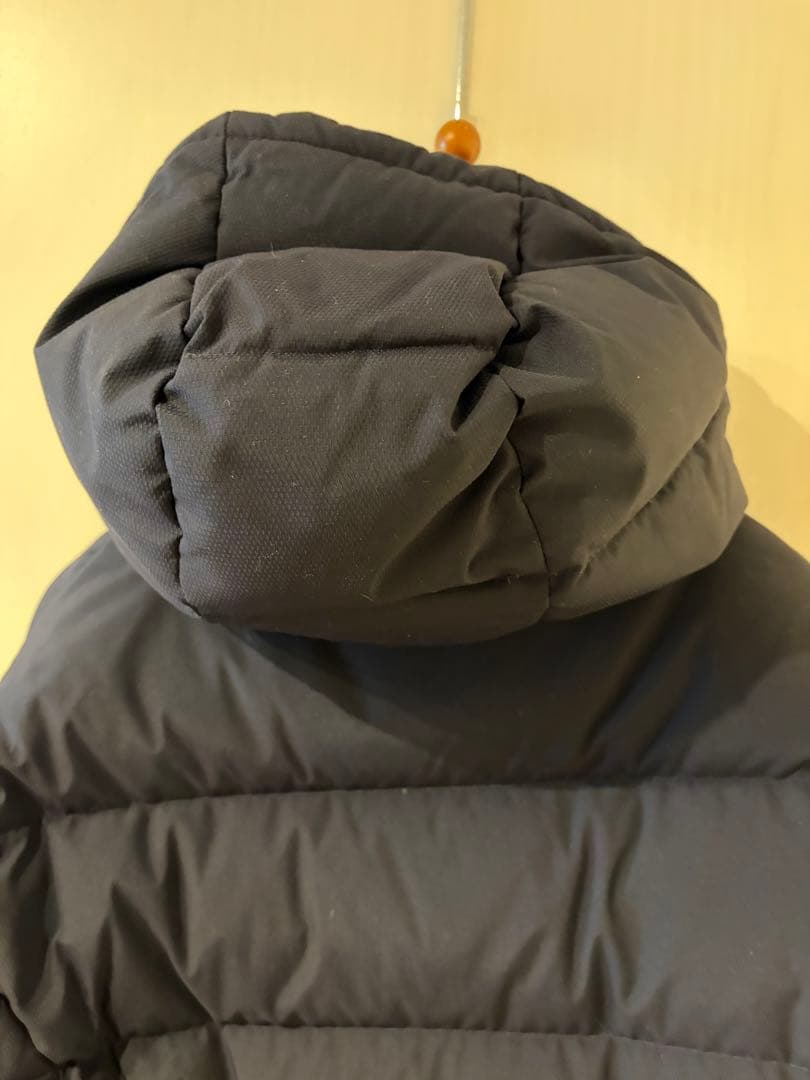 AKM ダウンジャケットNAVY 紺色 細身 マット色 迷彩ライナー 防寒性