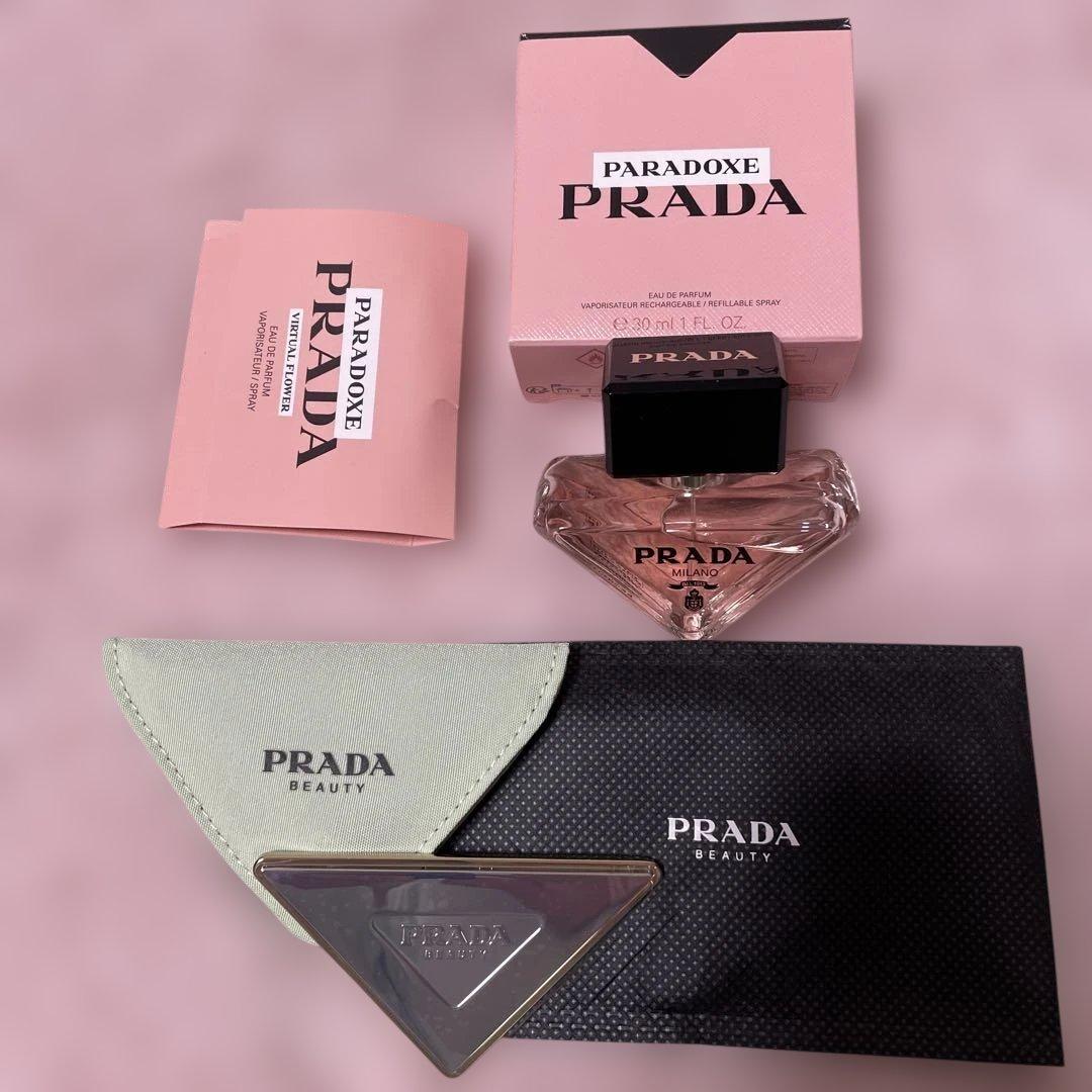 ノベルティ付き プラダビューティ パラドックス ミラー ノベルティ サンプル付き レア 新品本物 プラダ パラドックス 香水ノベルティ ミラー ピンク