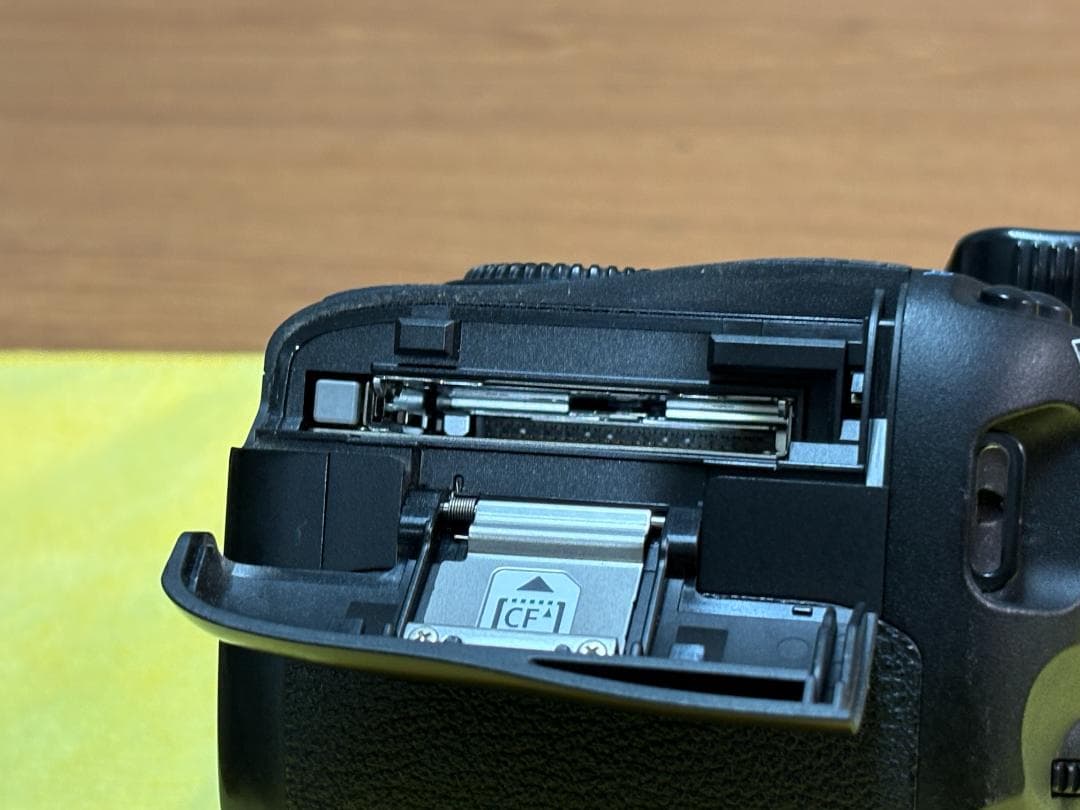 EOS 7D+EF-S18-85mm f3.5-5.6 IS USM+専用カバー