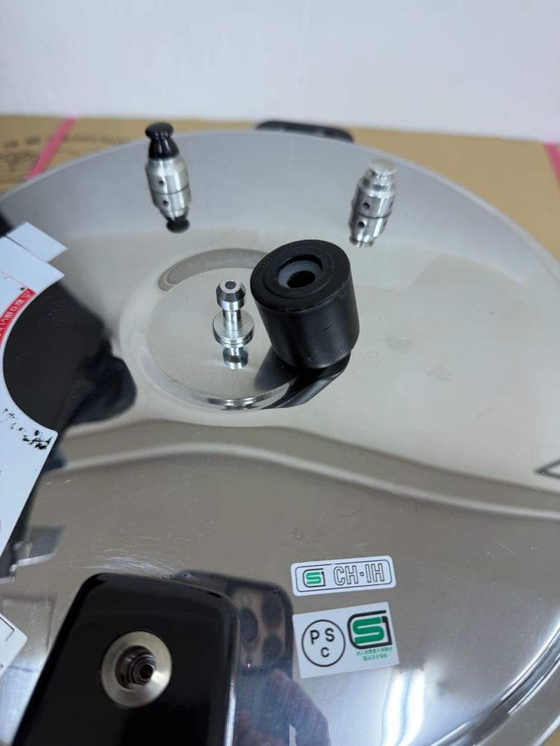 ステンレス製 圧力鍋 大容量 約8L AOYAGI CORPORATION