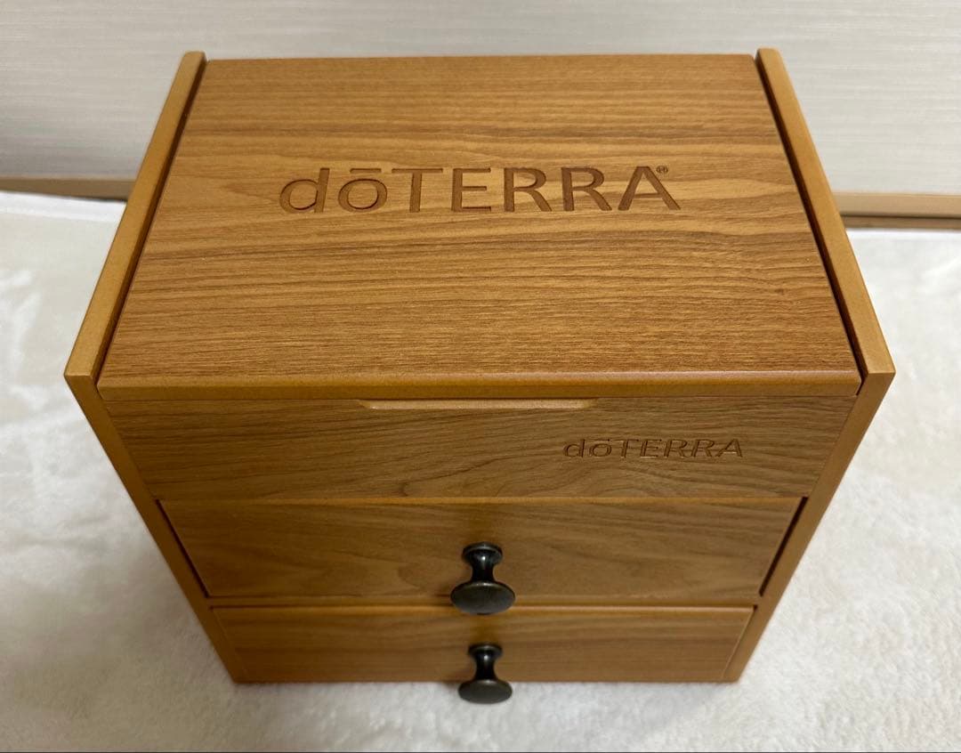 超美品》ドテラdoTERRAウッドボックス88 3段 木箱 - メルカリ