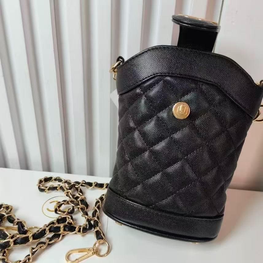 ノベルティ キルティングショルダーバッグ~~ - メルカリ