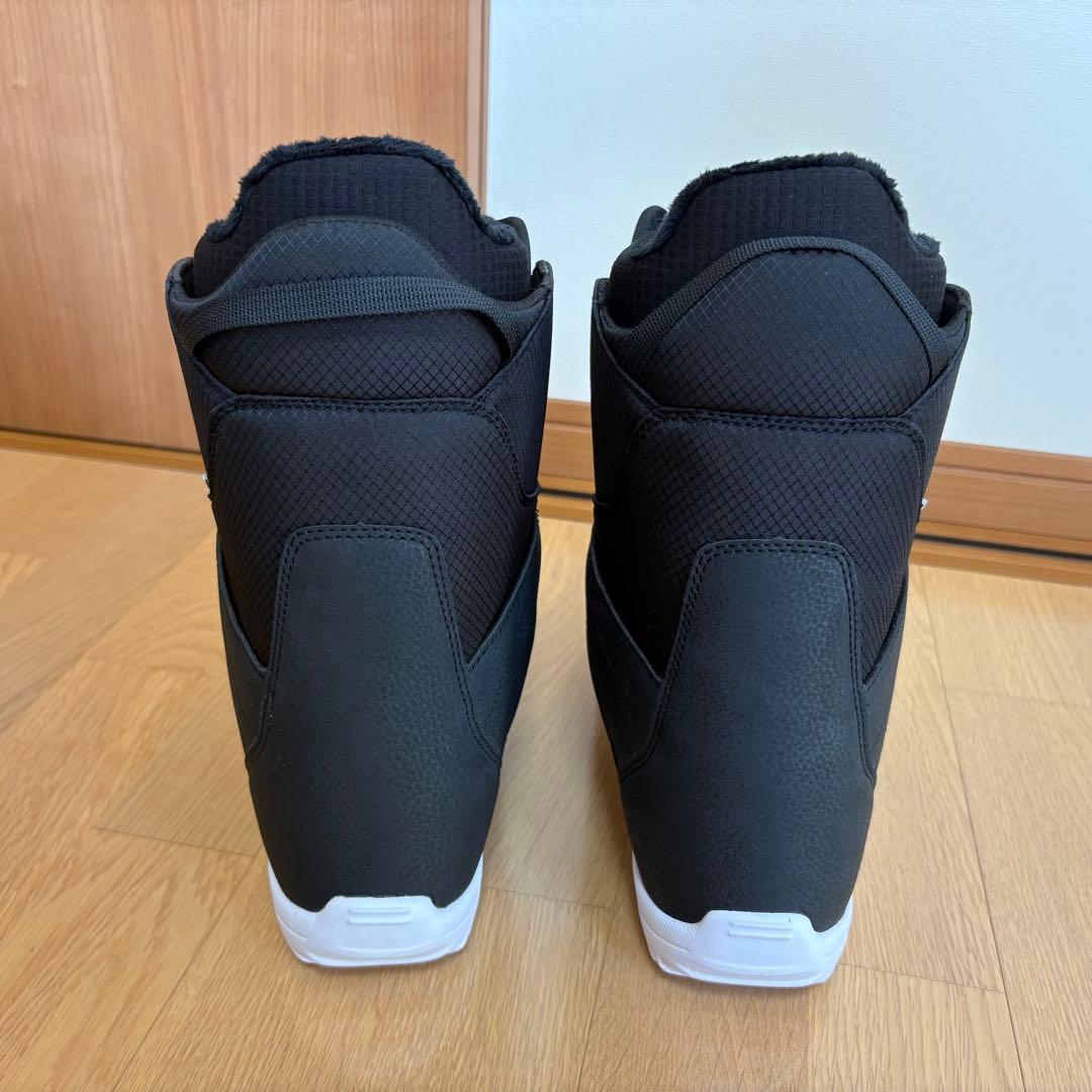 【新品】BURTON Smalls スノーボードブーツ（ジュニア）25.0cm