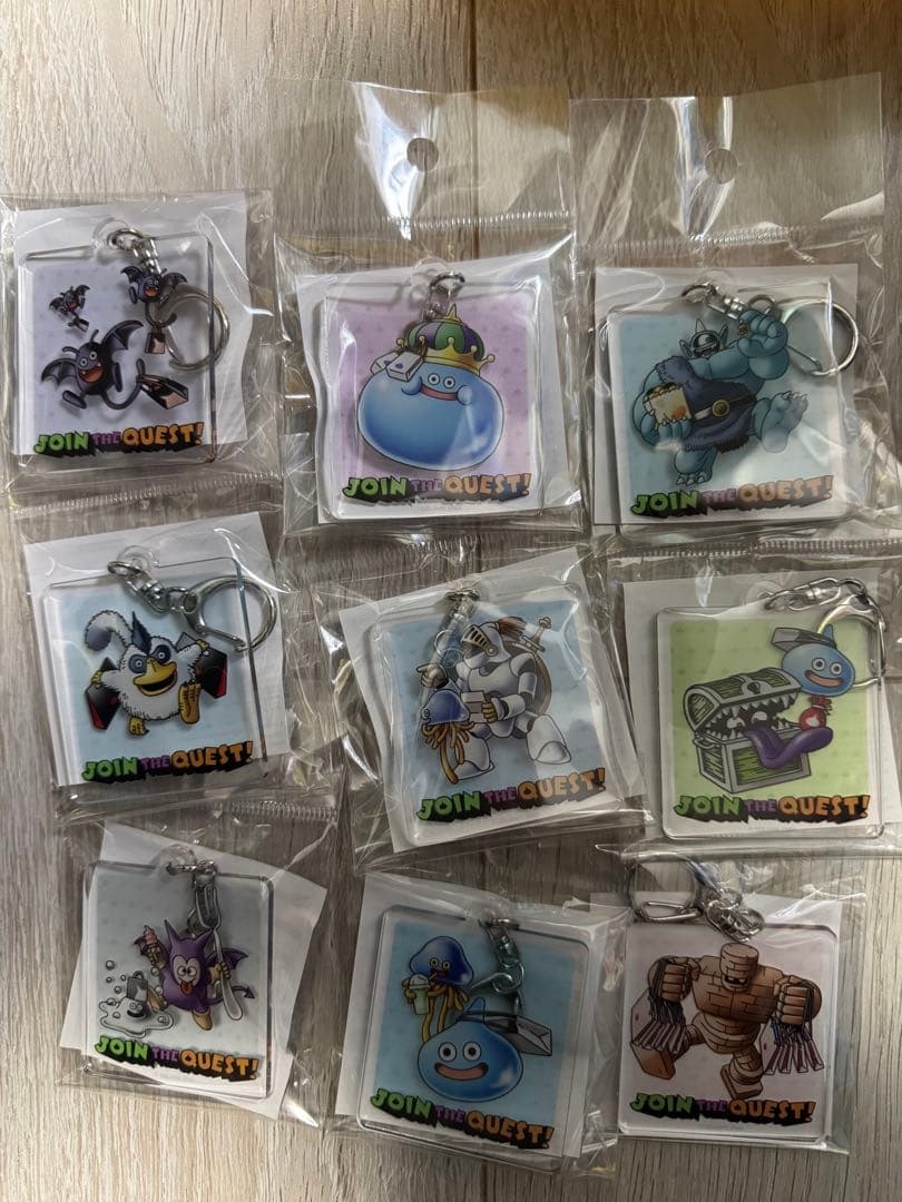 ドラクエ コラボ プレミアムアウトレット限定 キーホルダー 9種 - メルカリ