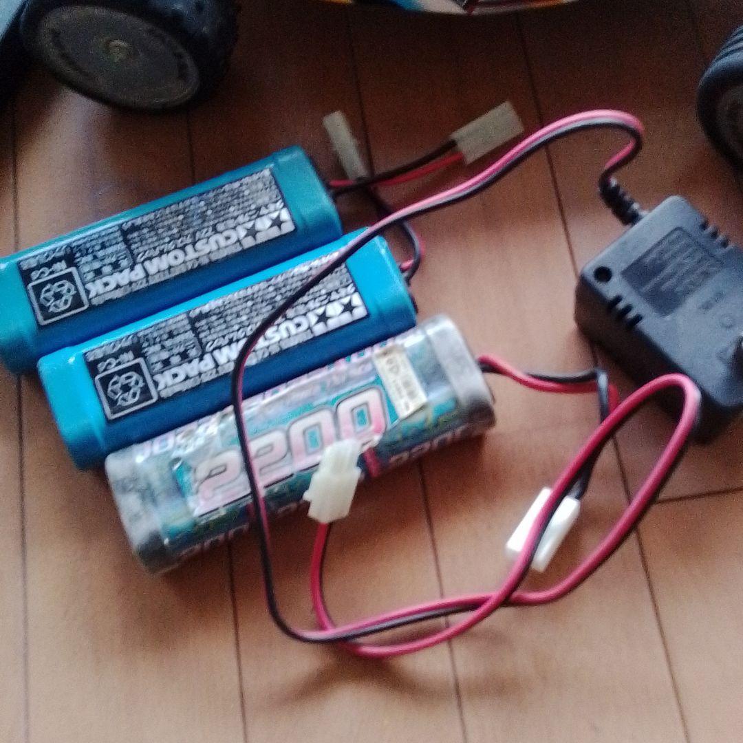 ジャンクTamiya ラジコンカー 2200mAh＋2個バッテリー付き - メルカリ