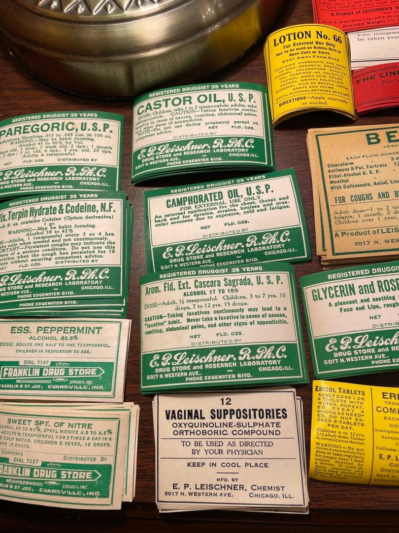 海外 ファーマシーラベル 68種各1枚 68枚 薬袋1枚 蚤の市 - メルカリ