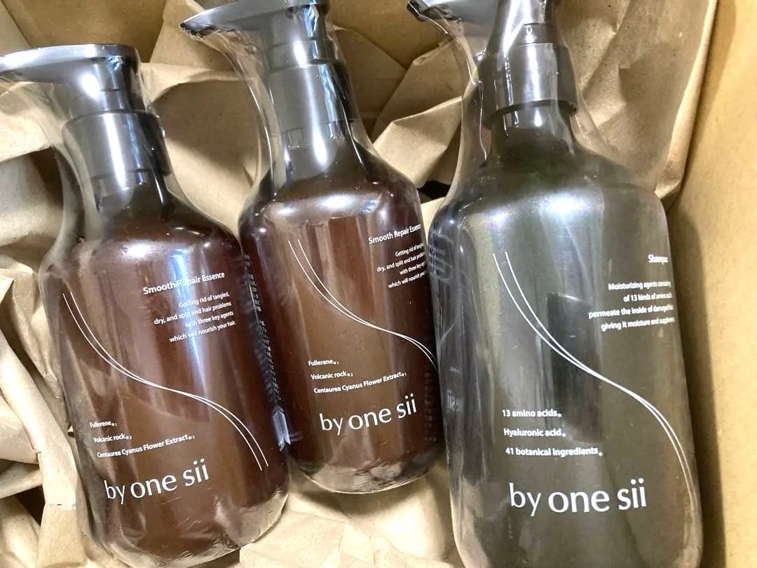 ヘアエッセンス シャンプー 3本セット by one sii シャンプーに混ぜて使う」話題の美容液「by one sii」、全国のロフトと