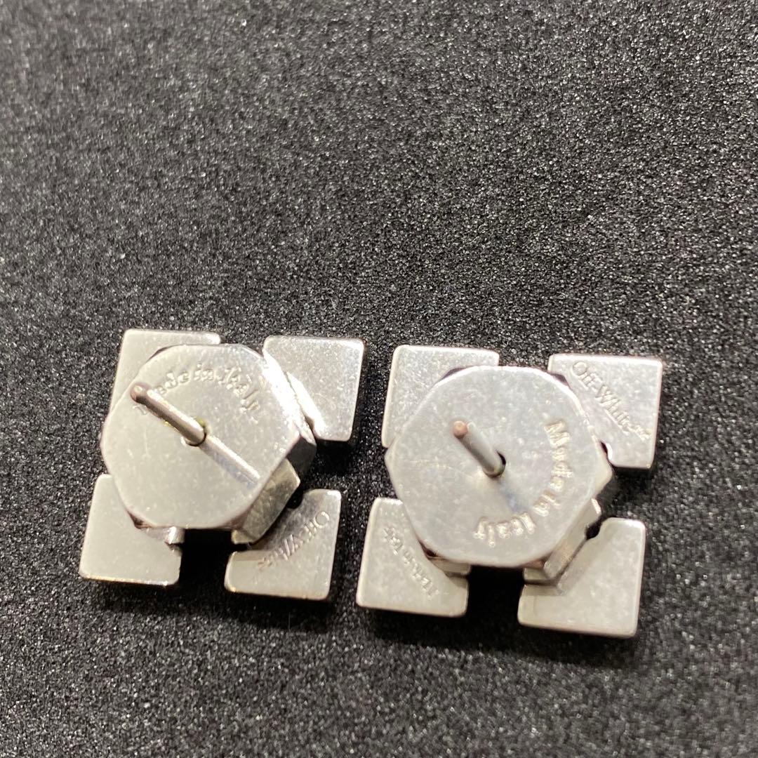 OFF-WHITE アロー ピアス 2セット - メルカリ