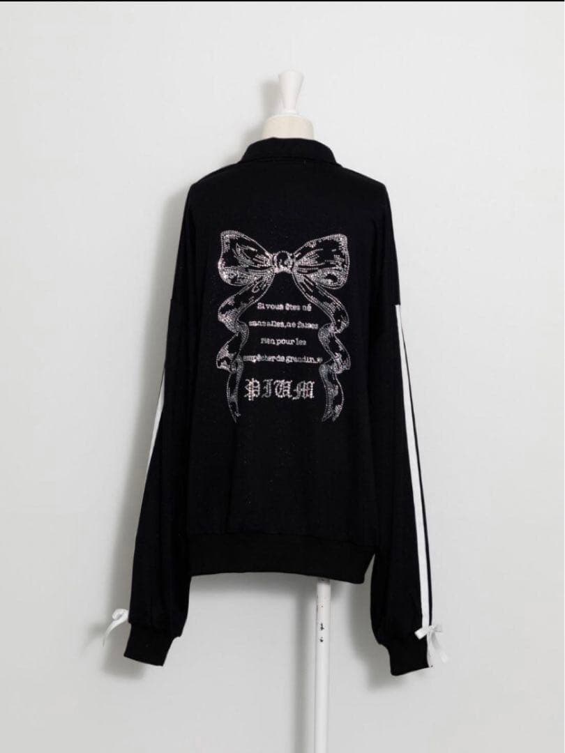 pium スタッフコラボアイテム ダブルラインビジュープリントジップ