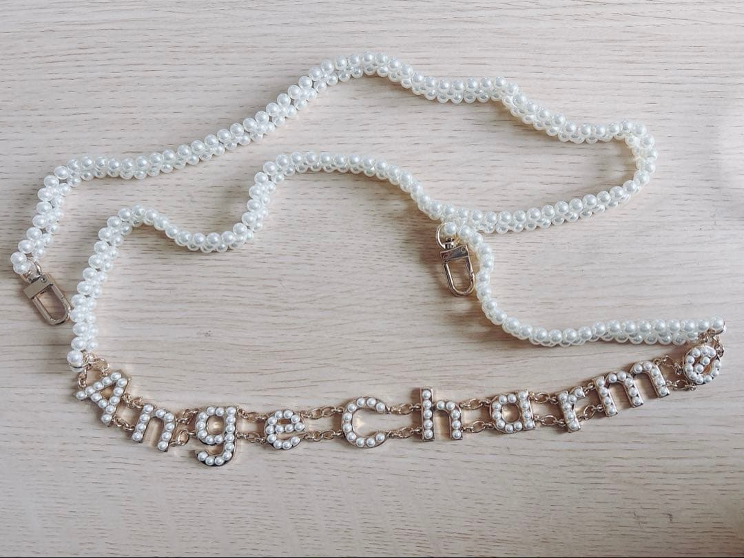 Ange Charmeロゴスマホパールチェーン - メルカリ