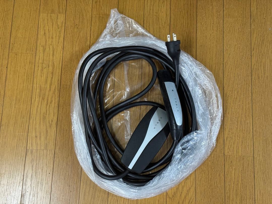 TESLA純正　充電ケーブル　モバイルコネクター　チャージャーケーブル Yahoo!オークション -「テスラ 充電ケーブル」の落札相場・落札価格