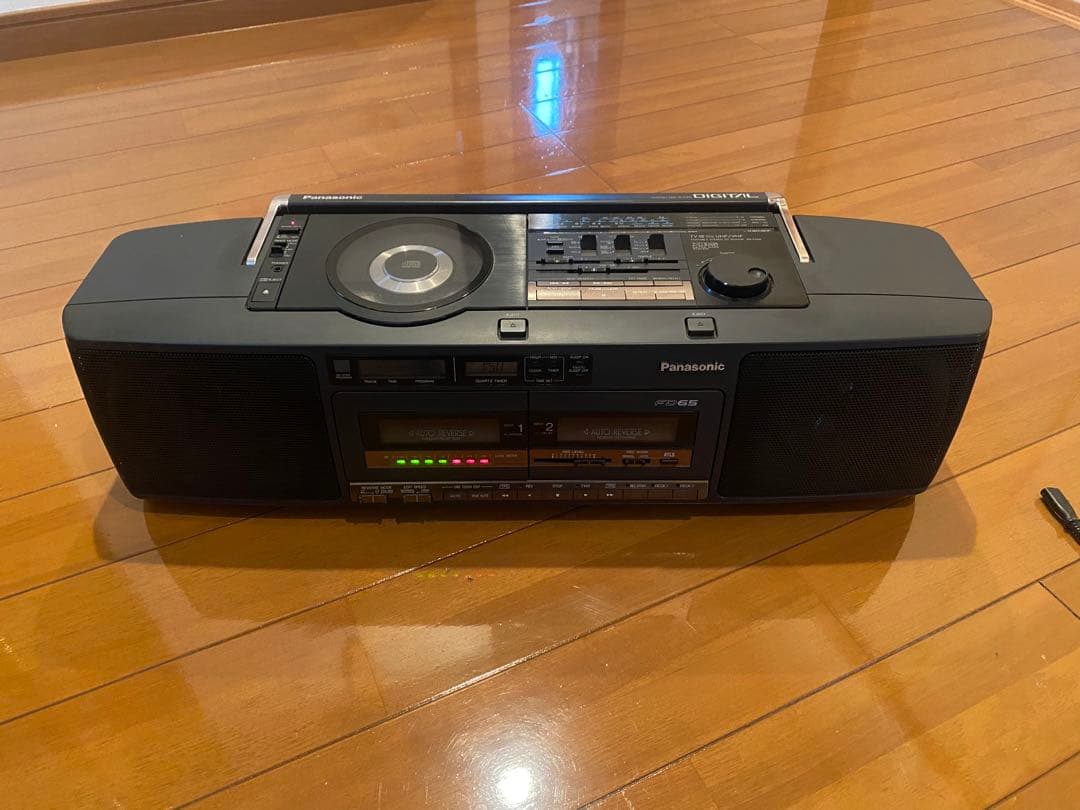 Panasonic CDラジカセ RX-FD65 - メルカリ
