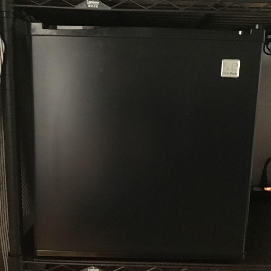 SunRuck 　ペルチェ式　電子冷蔵庫 ペルチェ式 48リットル 1ドア電子冷蔵庫 SR-R4805 | SunRuck