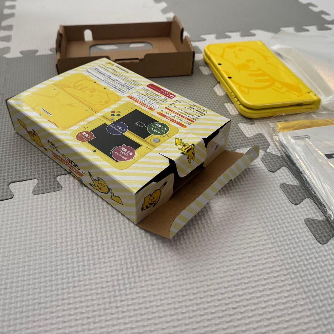 Nintendo New 3DS LL ピカチュウ イエロー 美品 箱付 - メルカリ