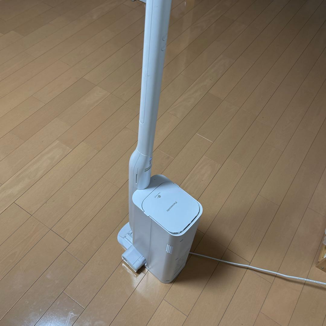 パナソニックセパレート型コードレス掃除機 MC—NS100K—W 楽天市場】パナソニック セパレート型コードレススティック掃除機