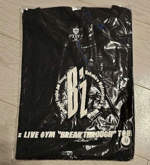 新品未使用】B'z歴代ツアーTシャツ他 SET - メルカリ
