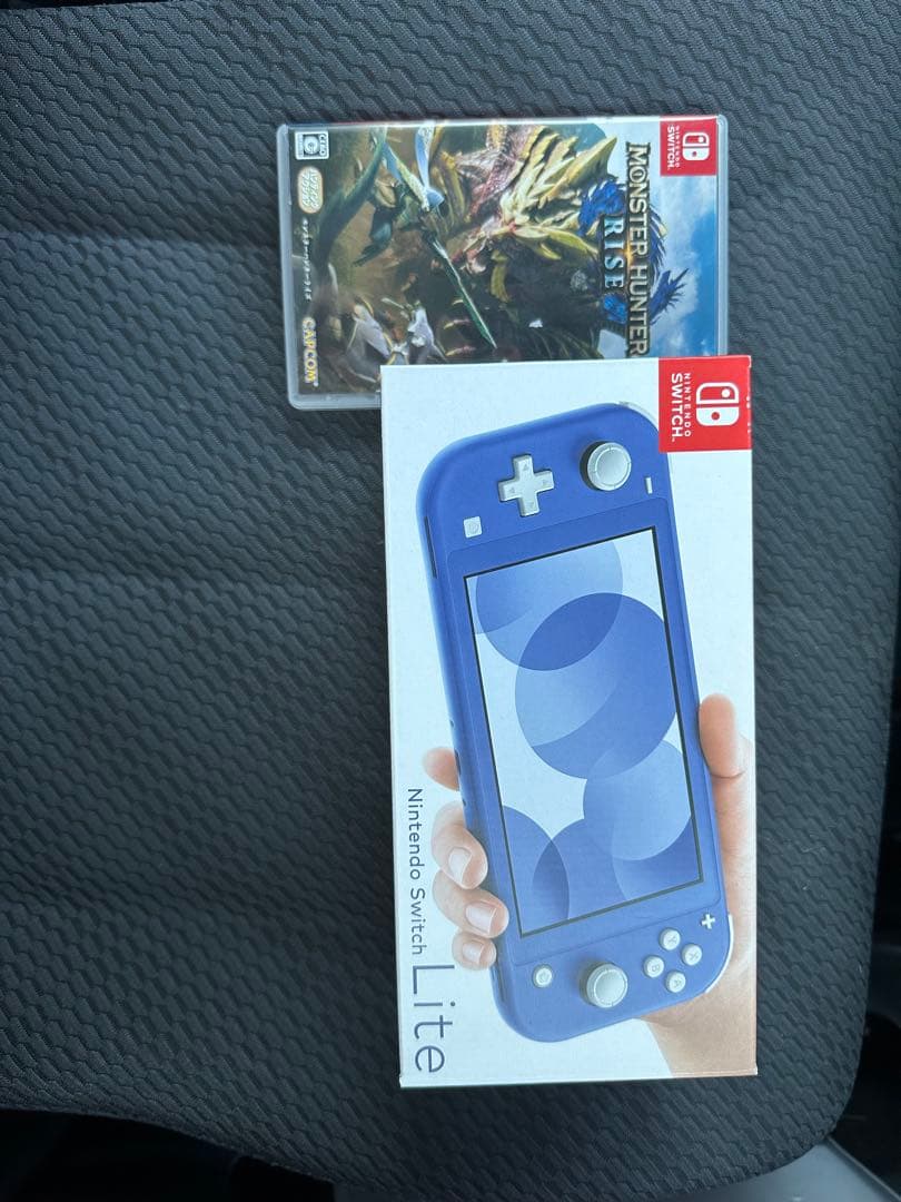 Nintendo Switch Lite ブルー モンハンライズ　動作確認済み モンハンライズ用に「Nintendo Switch Lite ターコイズ」を購入(*｀・ω