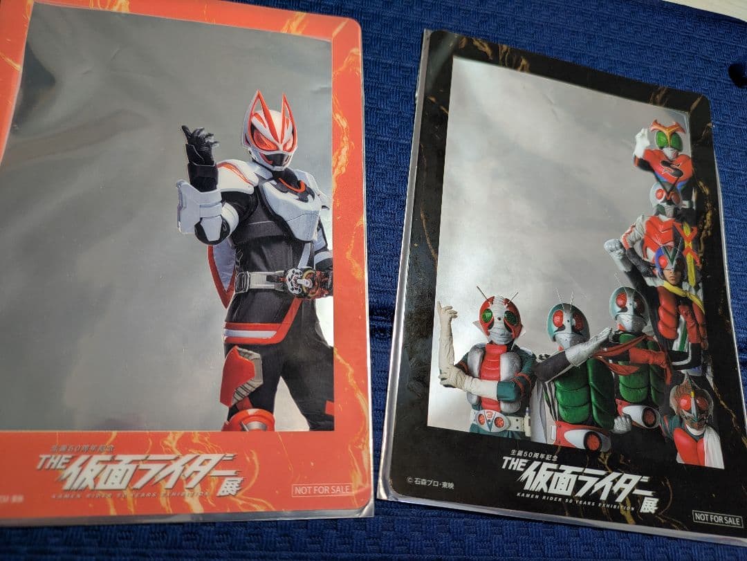 THE 仮面ライダー展 クリアブロマイド2枚セット - メルカリ