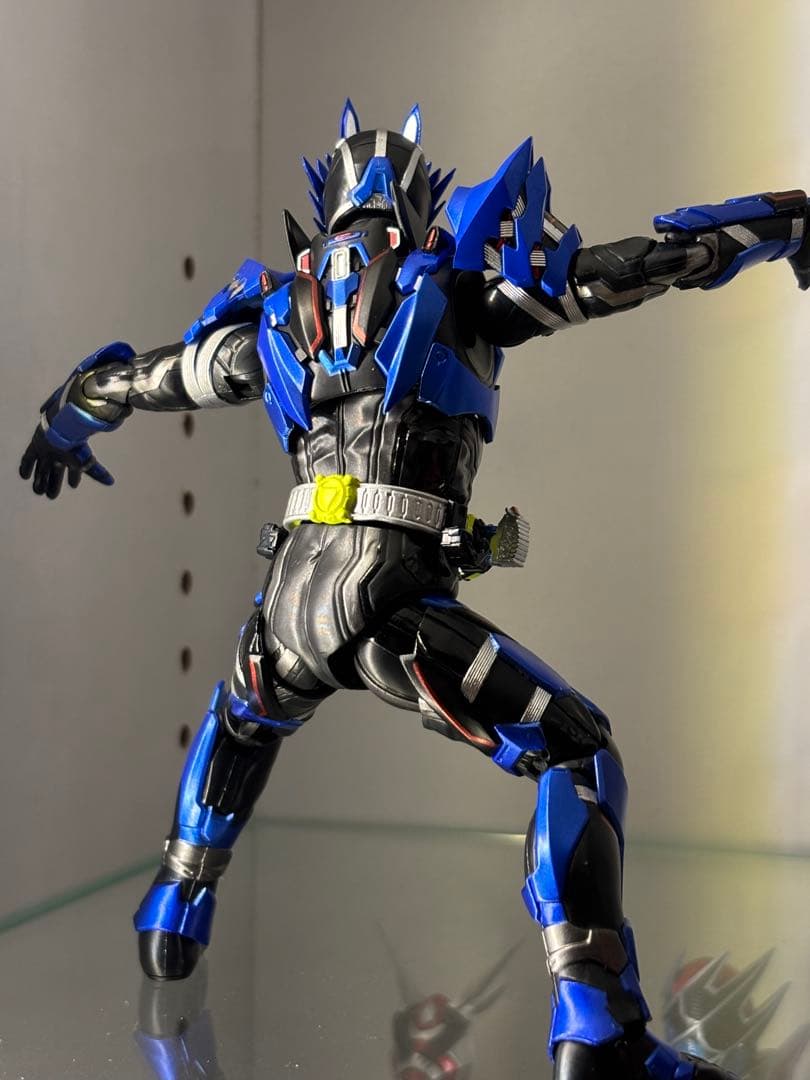 S.H.Figuarts 仮面ライダーバルカン ローンウルフ