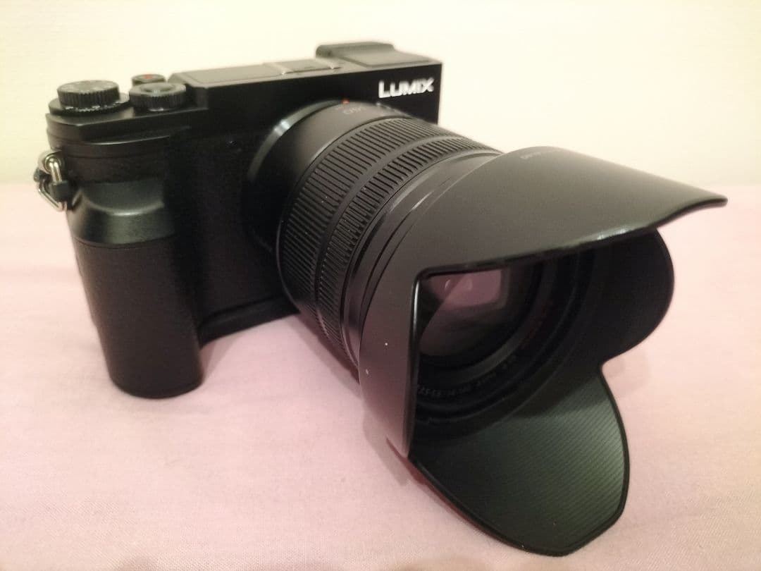 美品】Lumix GX7MK3 + 14-140mmレンズ + 純正グリップ - メルカリ