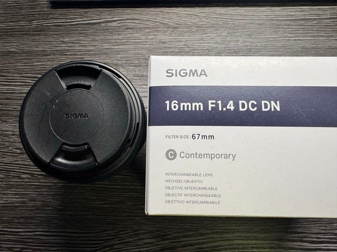 SIGMA 16mm F1.4 DC DN｜美品｜湿度管理保管 Amazon.co.jp: シグマ(Sigma) レンズ 16mm F1.4 DC DN マイクロフォー