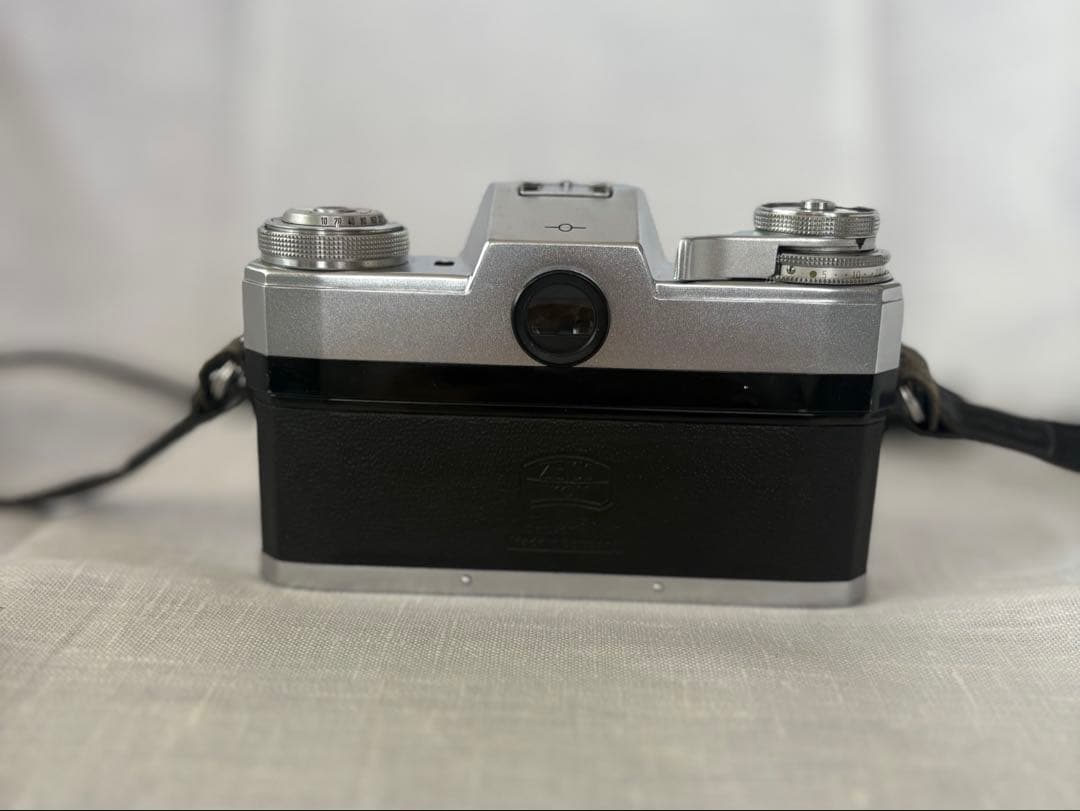 Contarex ブルズアイ+ Planar 50mm F2 ☆希少美品 - メルカリ