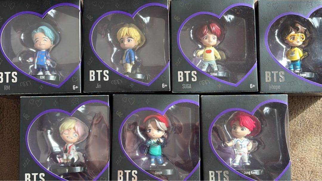 BTS フィギュアセット 7体入り - メルカリ