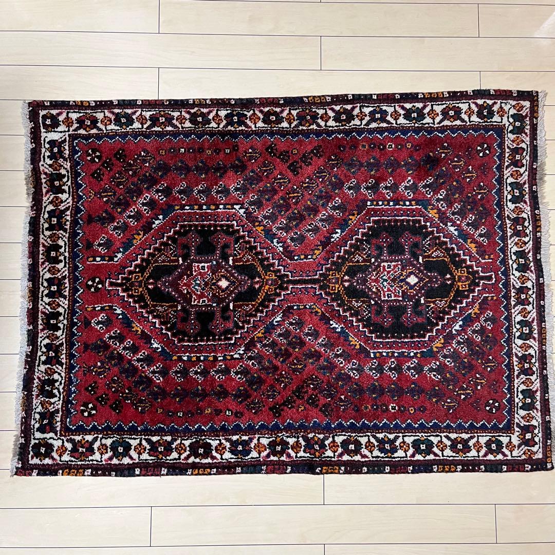 シラーズ トライバル ラグ 142×104 - メルカリ