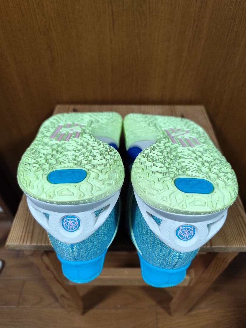 Nike Kyrie Low 4 ナイキ　カイリーロー4　27.0cm