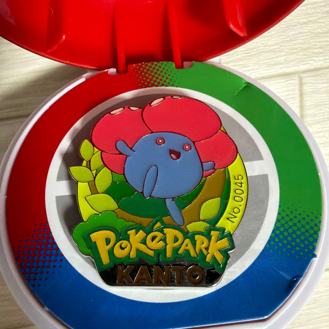 L*o様 ポケパーク ピンバッジ ラフレシア ポケパークカントー ランダム