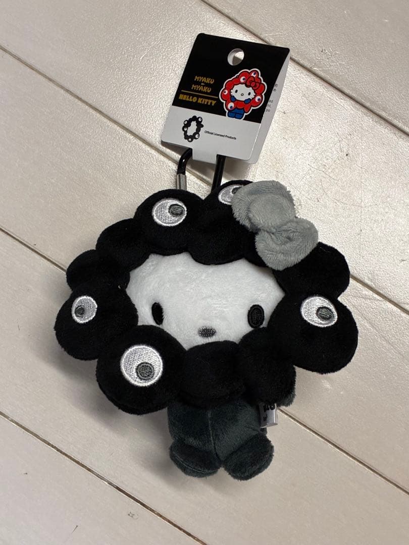 ミャクミャク キティ ブラック BC - メルカリ