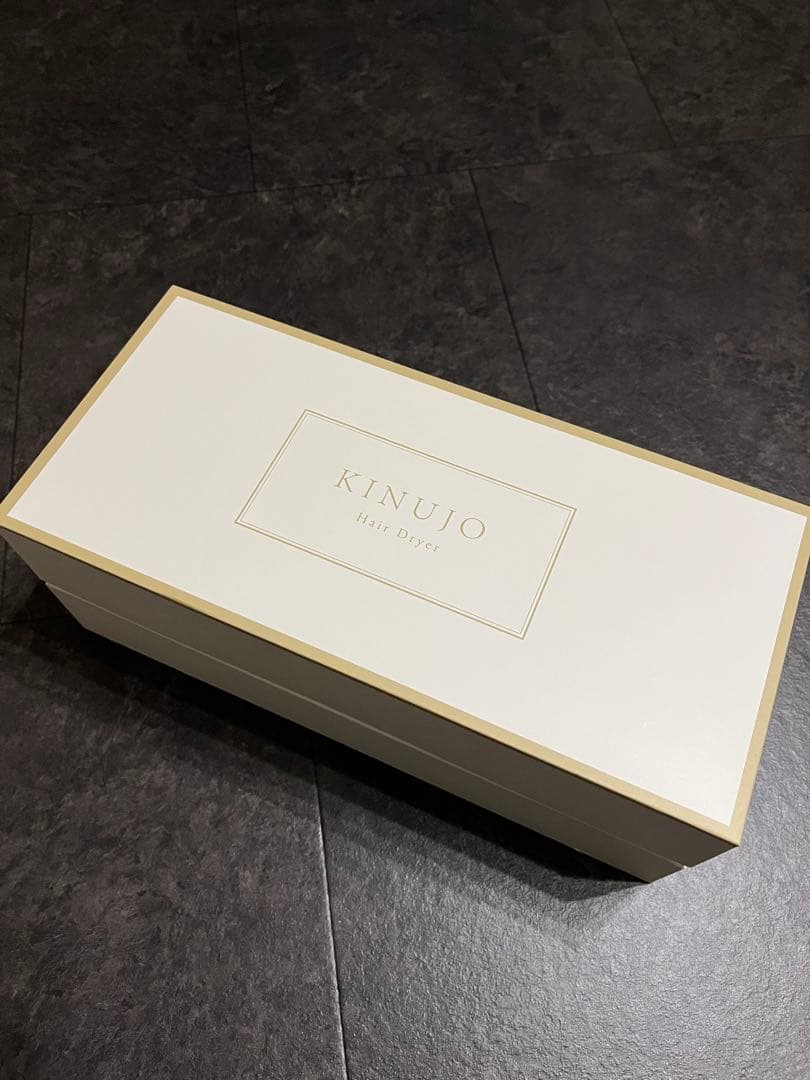 KINUJO ドライヤー ベージュ・グレー KINUJO ヘアドライヤー Voyage｜海外対応 軽量 大風量 ｜正規販売店