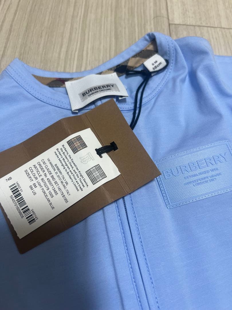 Burberry 新生児ロンパース ギフトセット