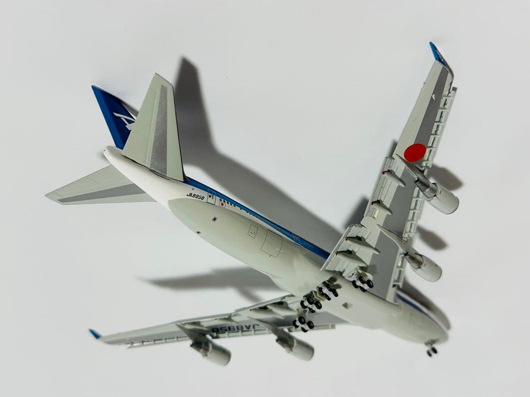 全日空商事 1/400 ANA 747-400 フラップダウンNH40059 - メルカリ