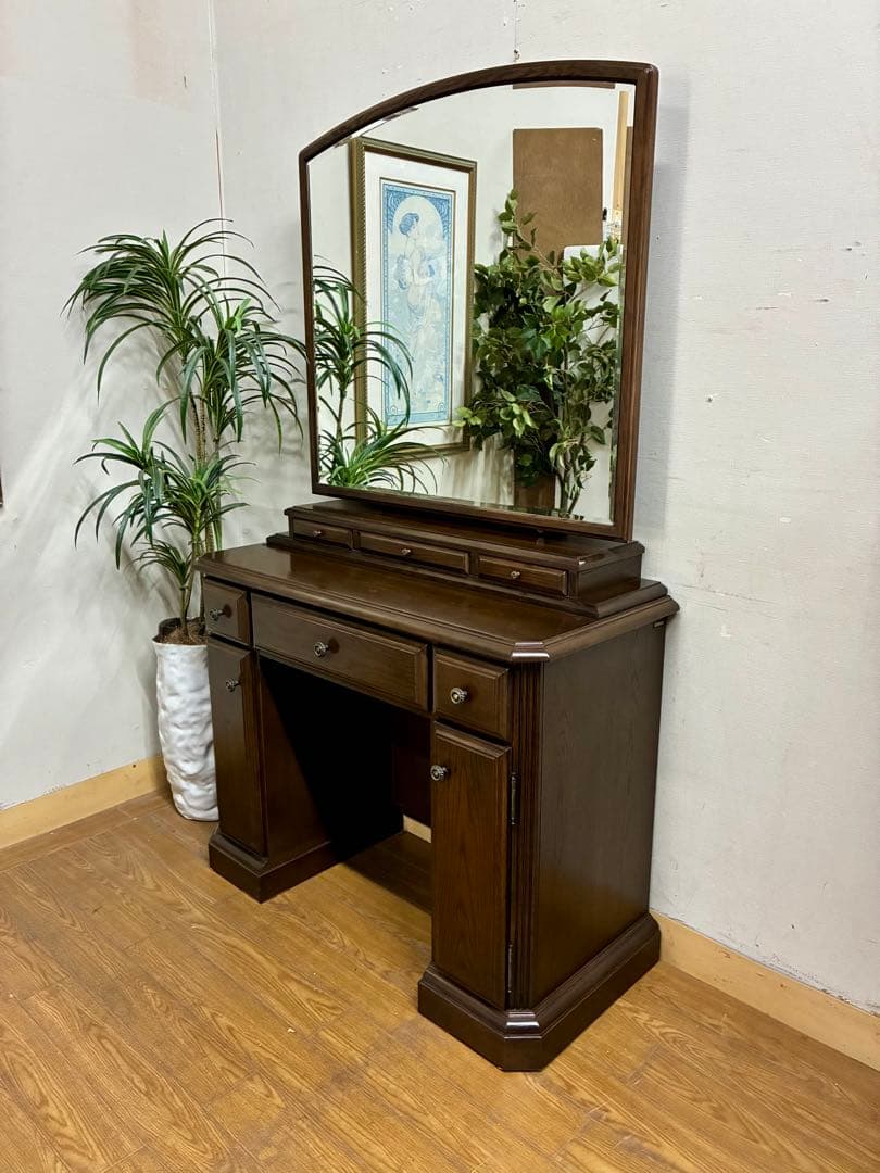 みくり☆管365☆カリモク☆最高峰ドマーニ☆クィーンズライフ☆ドレッサー