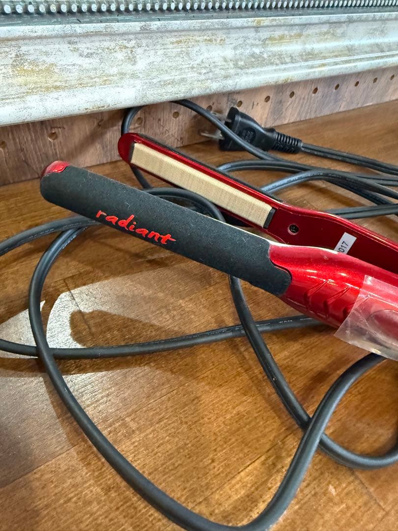 radiant シルクプロアイロン ラディアント ミニ レッド 9mmレッド Amazon.co.jp: シルクプロアイロン ラディアントミニ 9mmタイプ