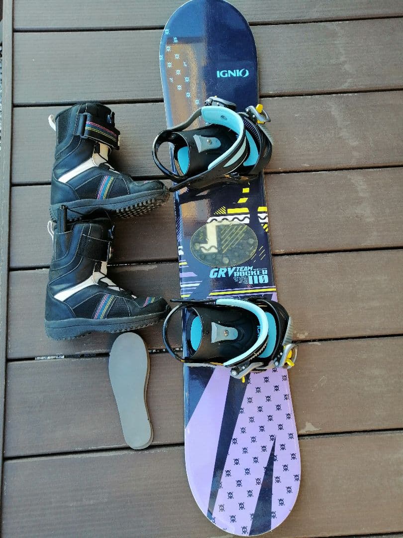 子供用 スノーボードセット ブーツ　ロッカー形状　板１１０ｃｍ　ブーツ２１ｃｍ スノーボード 3点セット ジュニア キッズ ZUMA ツマ 22-23 MT Rider bb