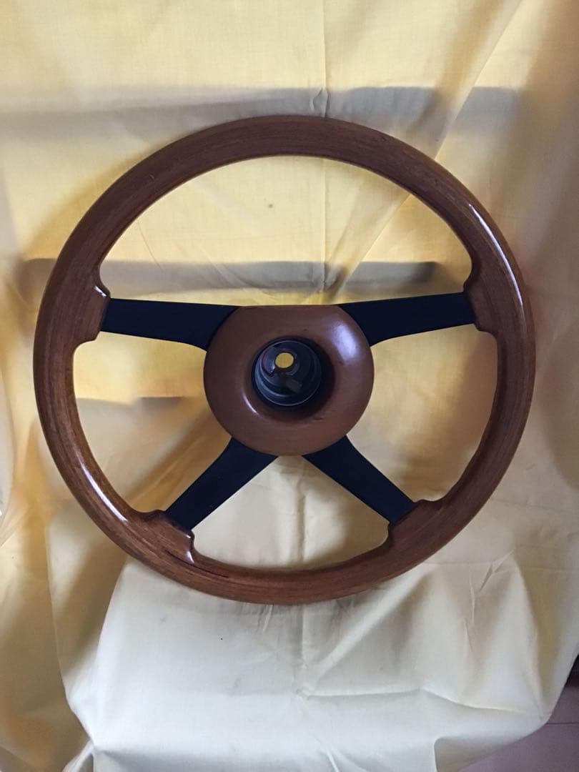 MOMO ウッドハンドル MOMO（モモ） ステアリング ハンドル CALIFORNIA WOOD マホガニー