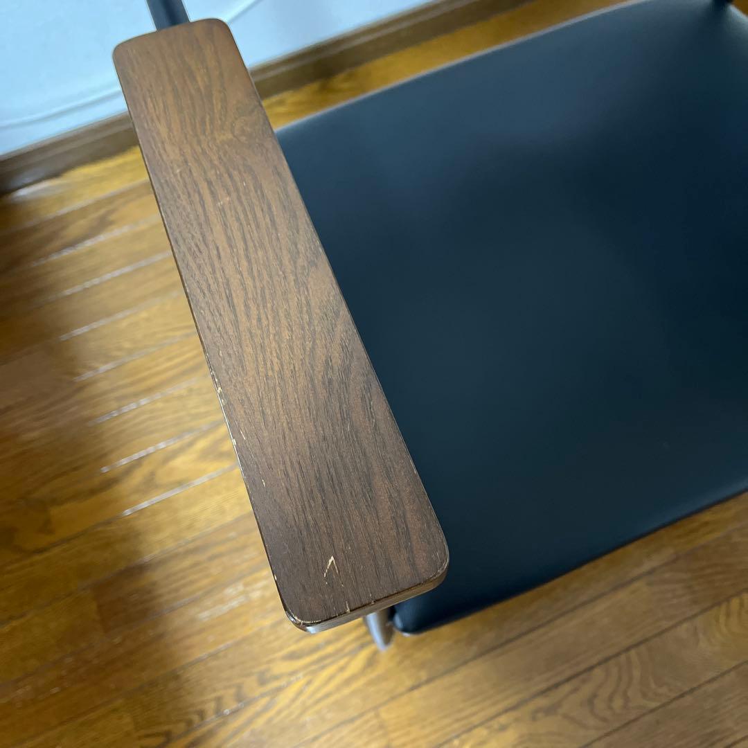 LOWYA クレモチェア