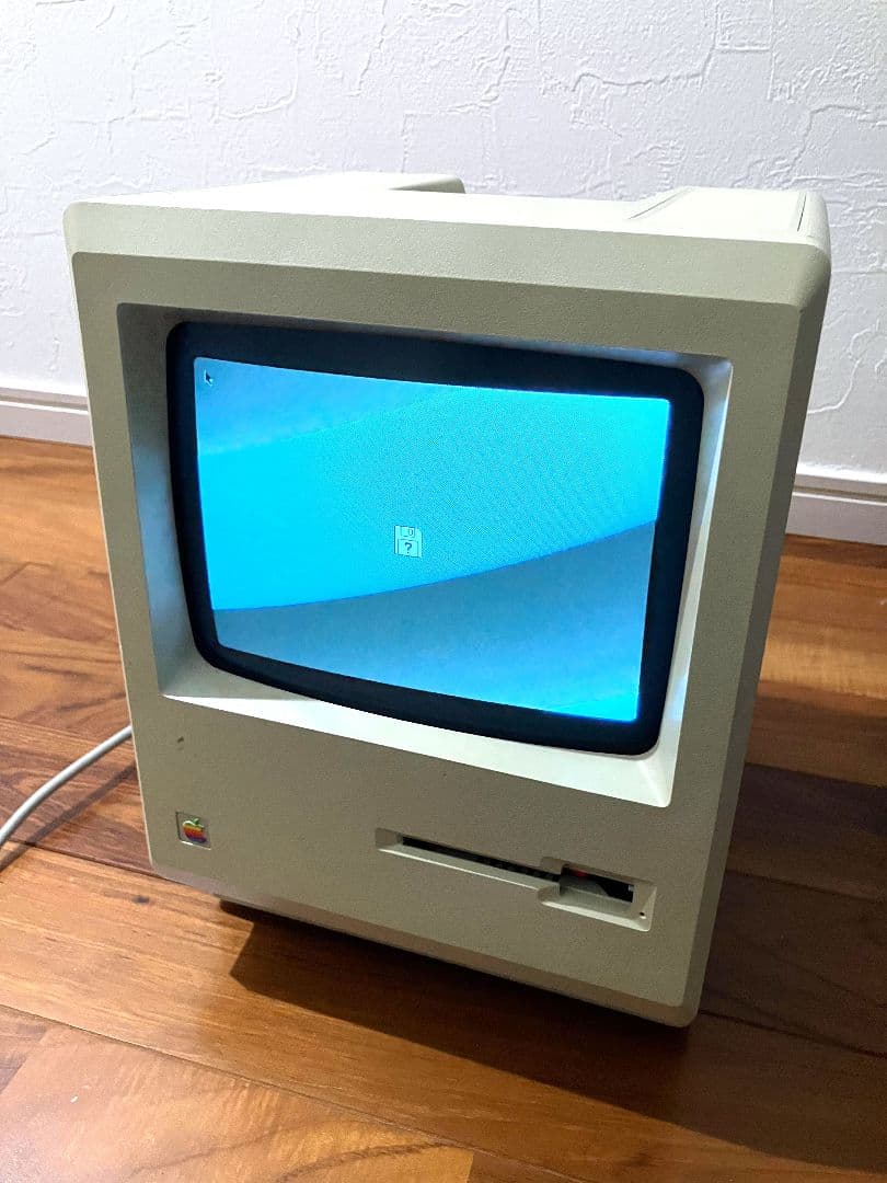 Macintosh128K 後期型 Macintosh 128K - Wikipedia