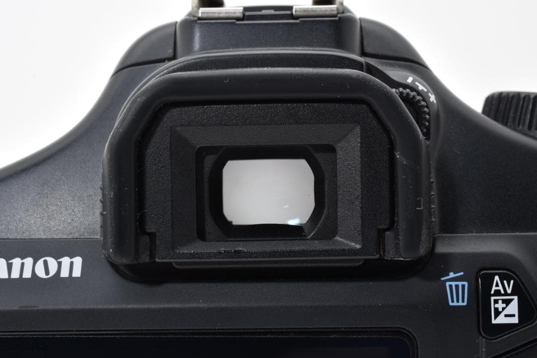 ✨シャッター数少なめ✨Canon kiss X50 手ぶれ補正 バック付き - メルカリ