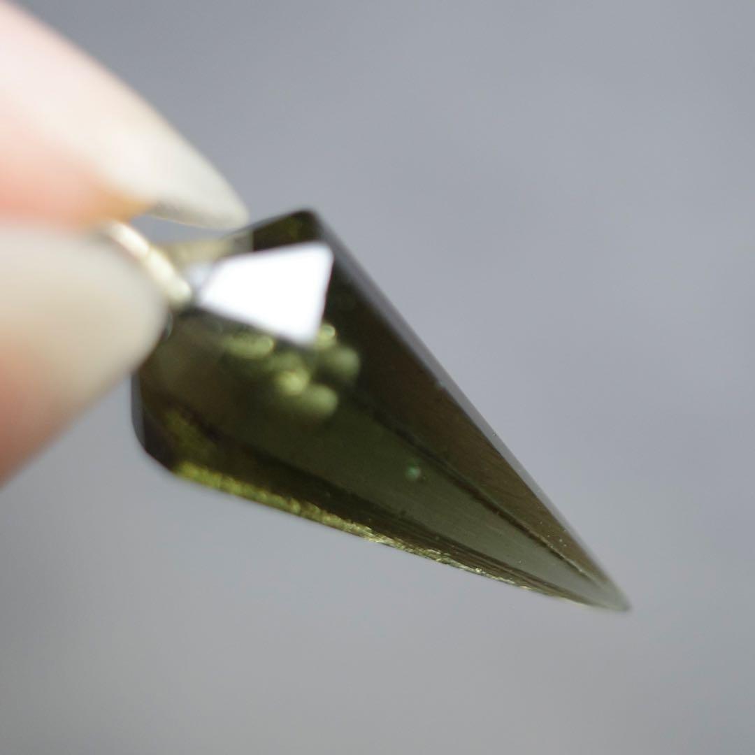 モルダバイト ペンデュラム 鑑別書付き - メルカリ