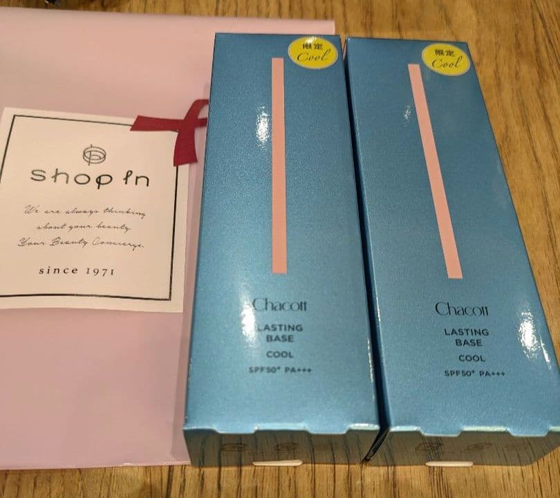 ☆新品未開封☆数量限定 チャコット ラスティングベース クール 556 2