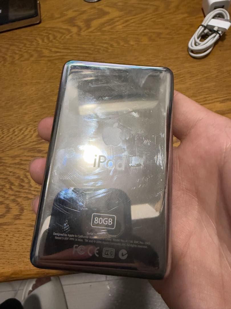 iPod Classic A1136 80GB 美品 動作確認済み ケーブル付 - メルカリ