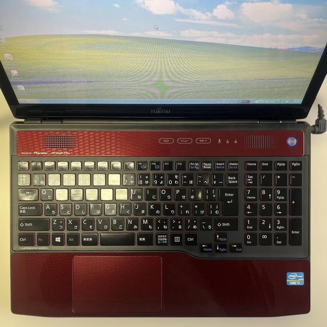 ☆格安WinXP☆富士通15.6インチ大画面第3世代i7PC☆長時間バッテリー付