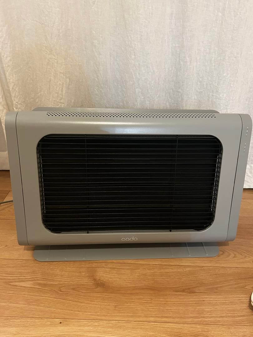 cado 電気ヒーター グレー 美品 cado(カドー) 電気ヒーター SOL-001S クールグレー -の商品詳細 | 蔦屋