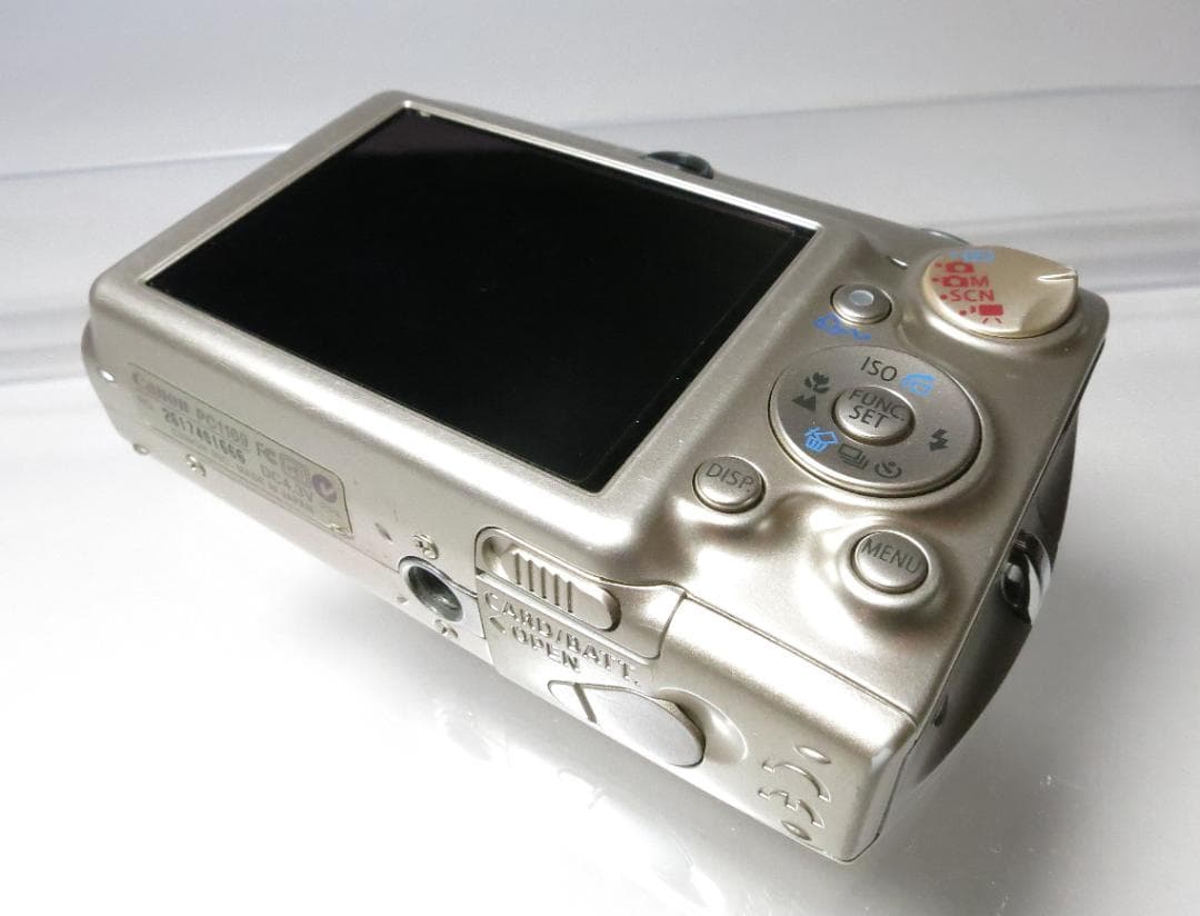 Canon IXY DIGITAL 700 完動品 純正バッテリー、充電器付属 - デジタル