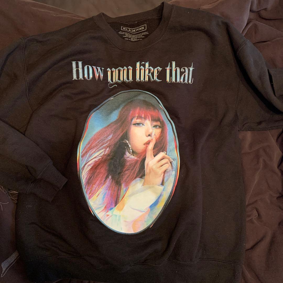 日本未入荷 リサ LISA BLACKPINK トレーナー - メルカリ